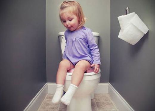 Kız Bebeklerde İdrar Yolu Enfeksiyonu Belirtileri ve Tedavisi